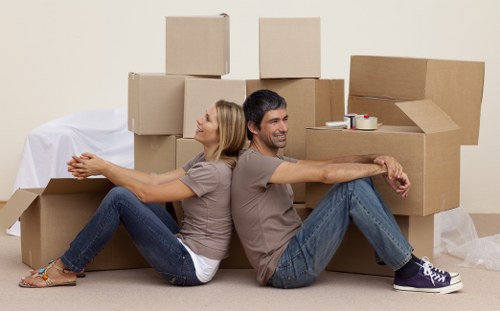 Packing boxes and household items for a move in Westlondon