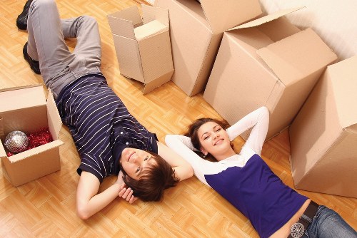 Closing illustration of Westlondon Removals cookie policy and privacy options