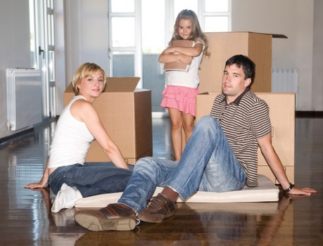 Local moving truck service serving flats and houses across West London